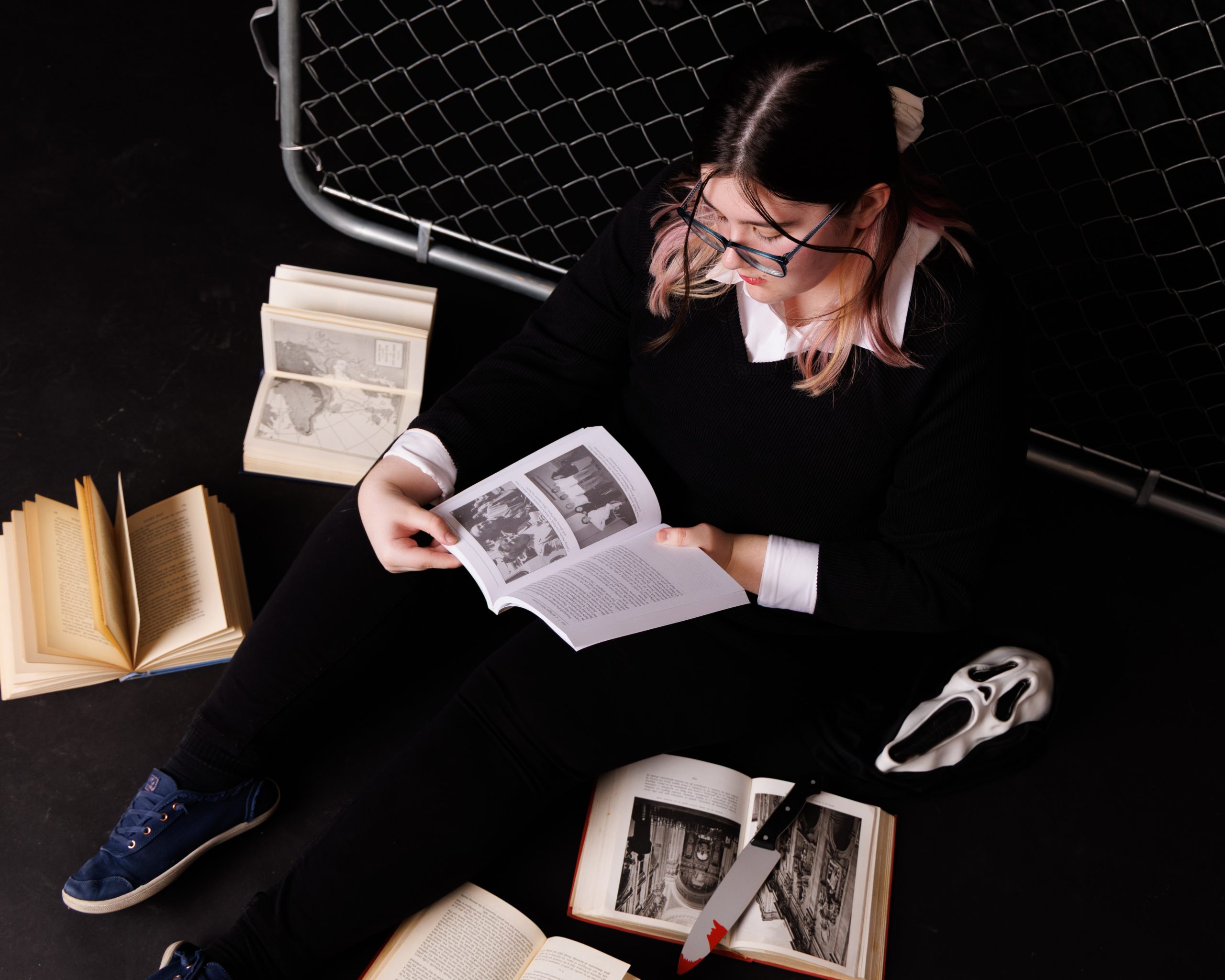book themed senior photos