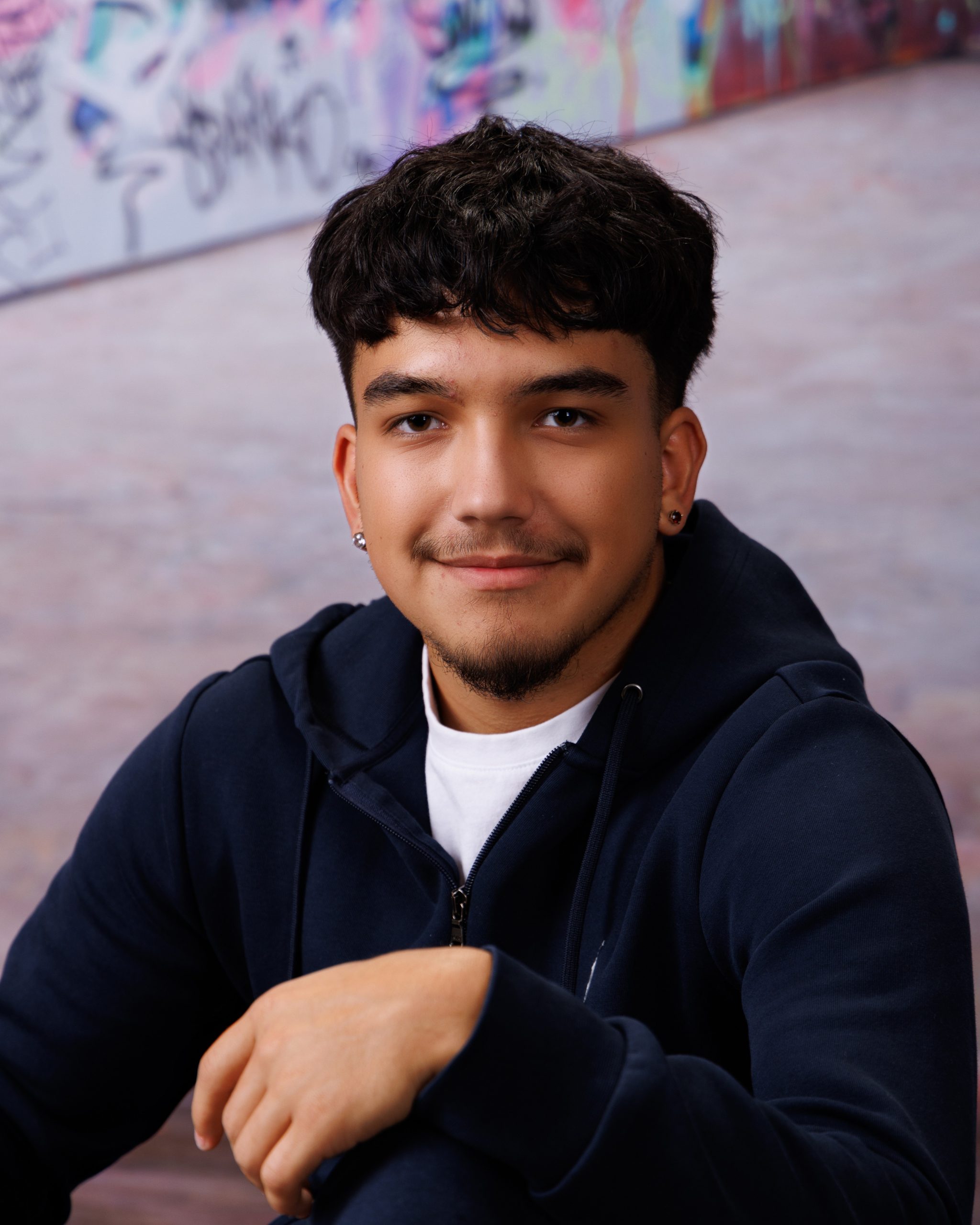 Allen Park senior photography session featuring a student holding a book