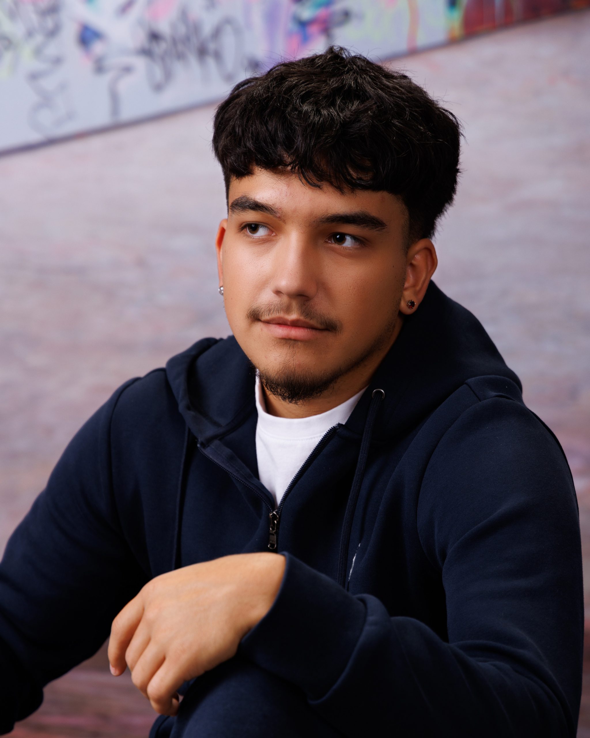 Allen Park senior photography session featuring a student holding a book