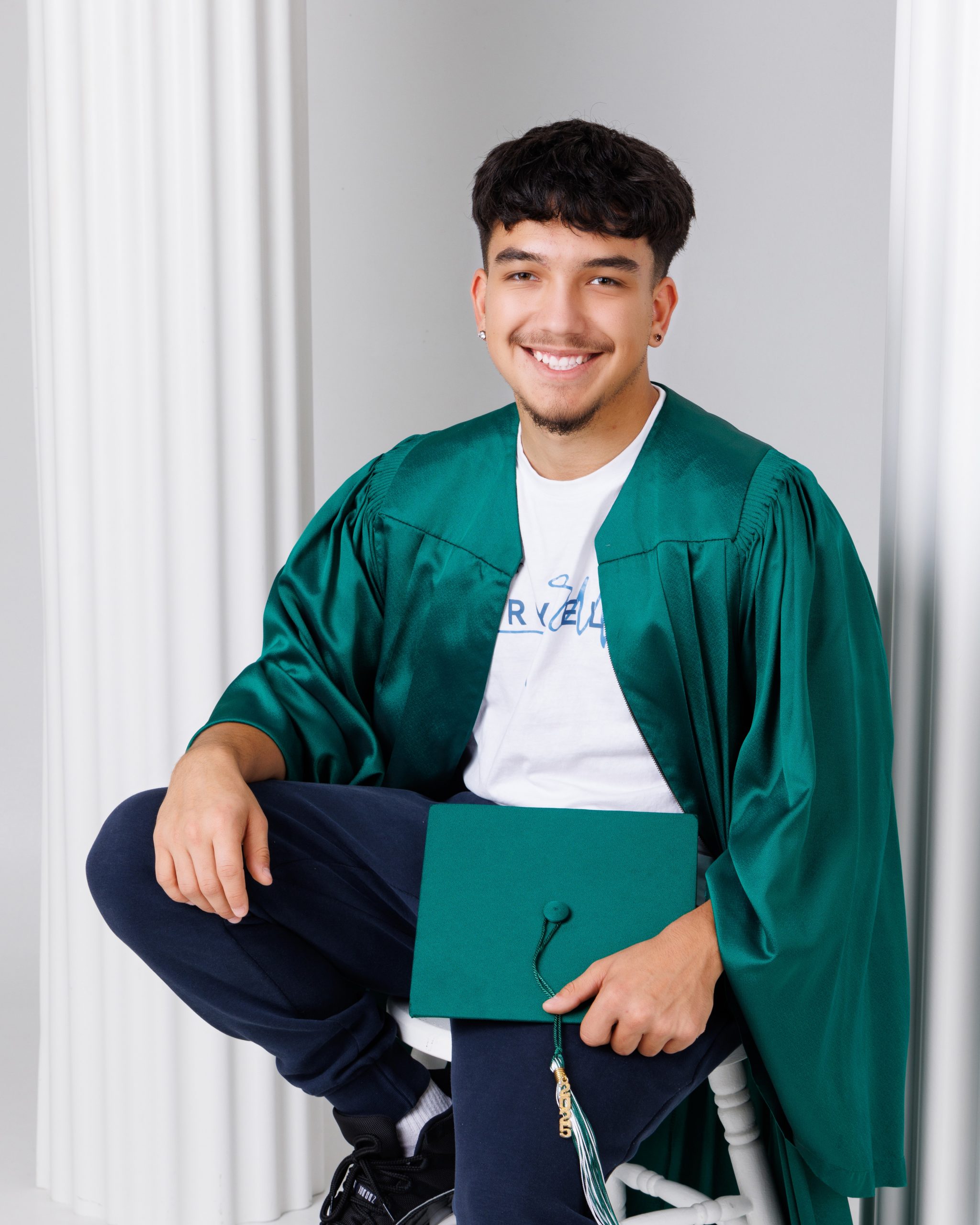 Allen Park senior photography session featuring a student holding a book