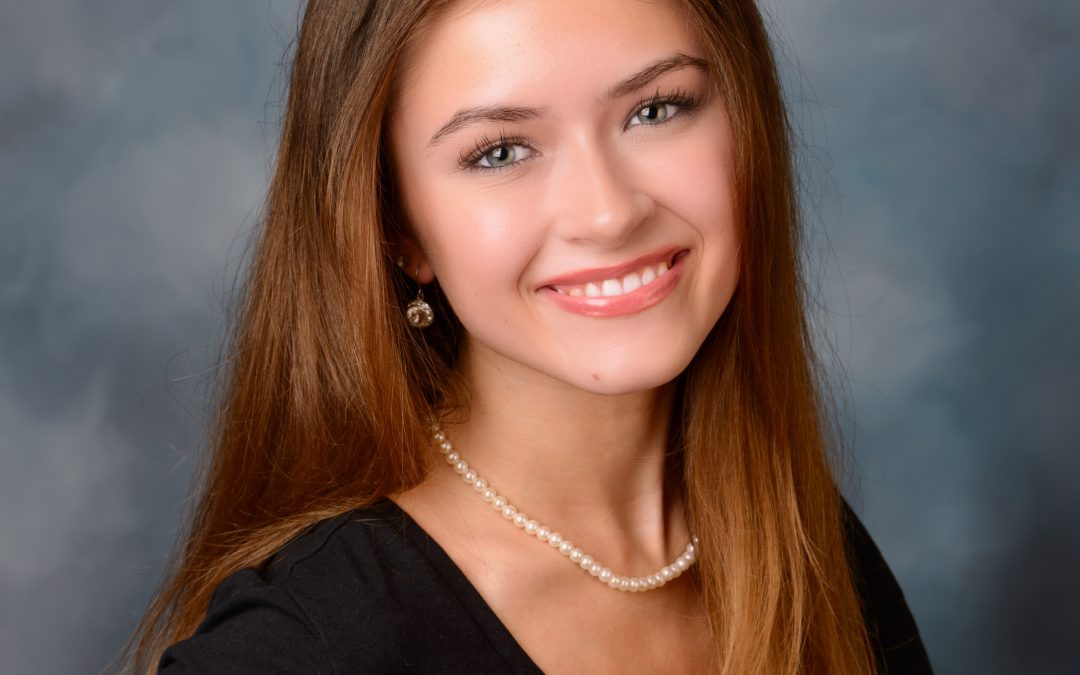 Green Cap & Gown Senior Photography Session: Mansion Studio Setting