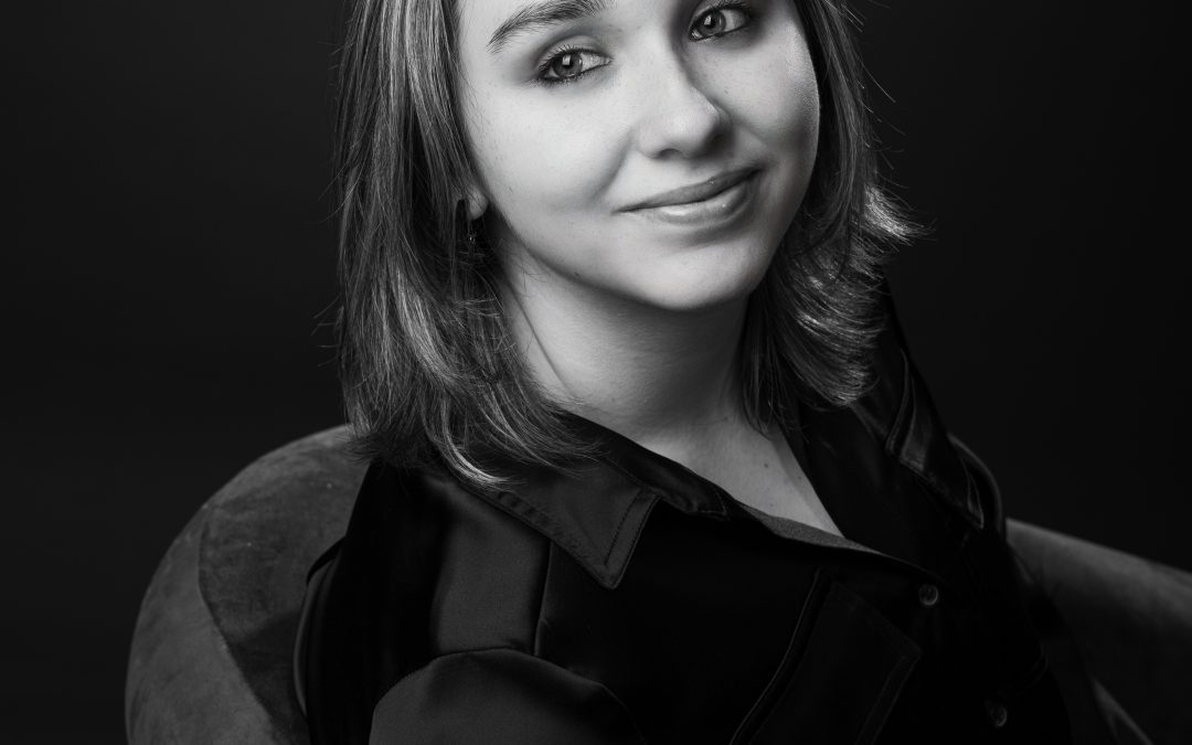 Allen Park Senior Portrait Session – Studio ONE Wyandotte