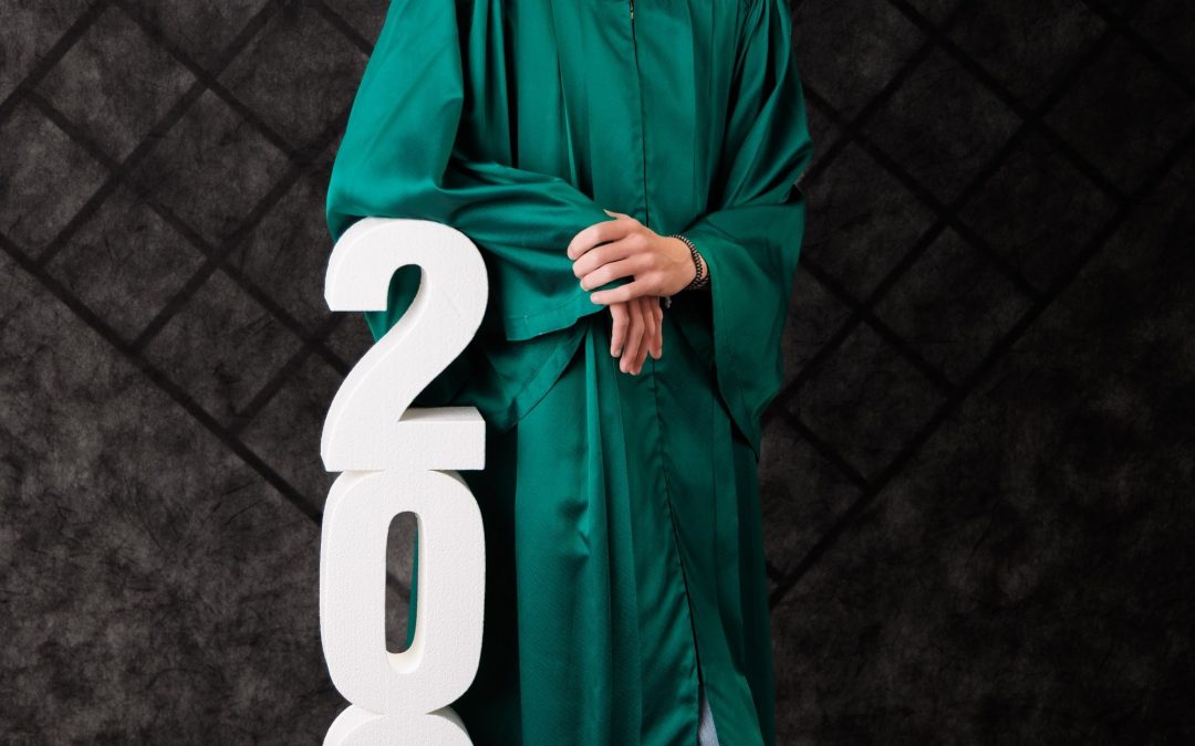 Allen Park Senior Gavin – Graduation & Music Portraits