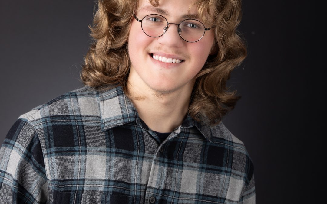 Allen Park Senior Portrait Session – Gavin