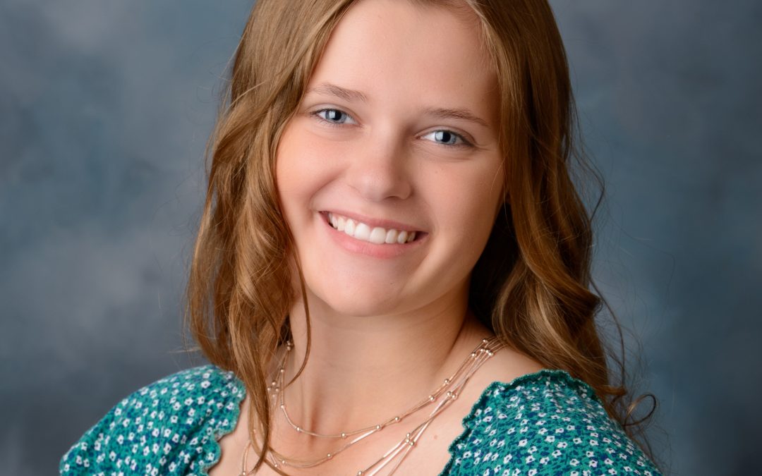 Allen Park Senior Portrait Session – Hannah 2025 | Studio ONE