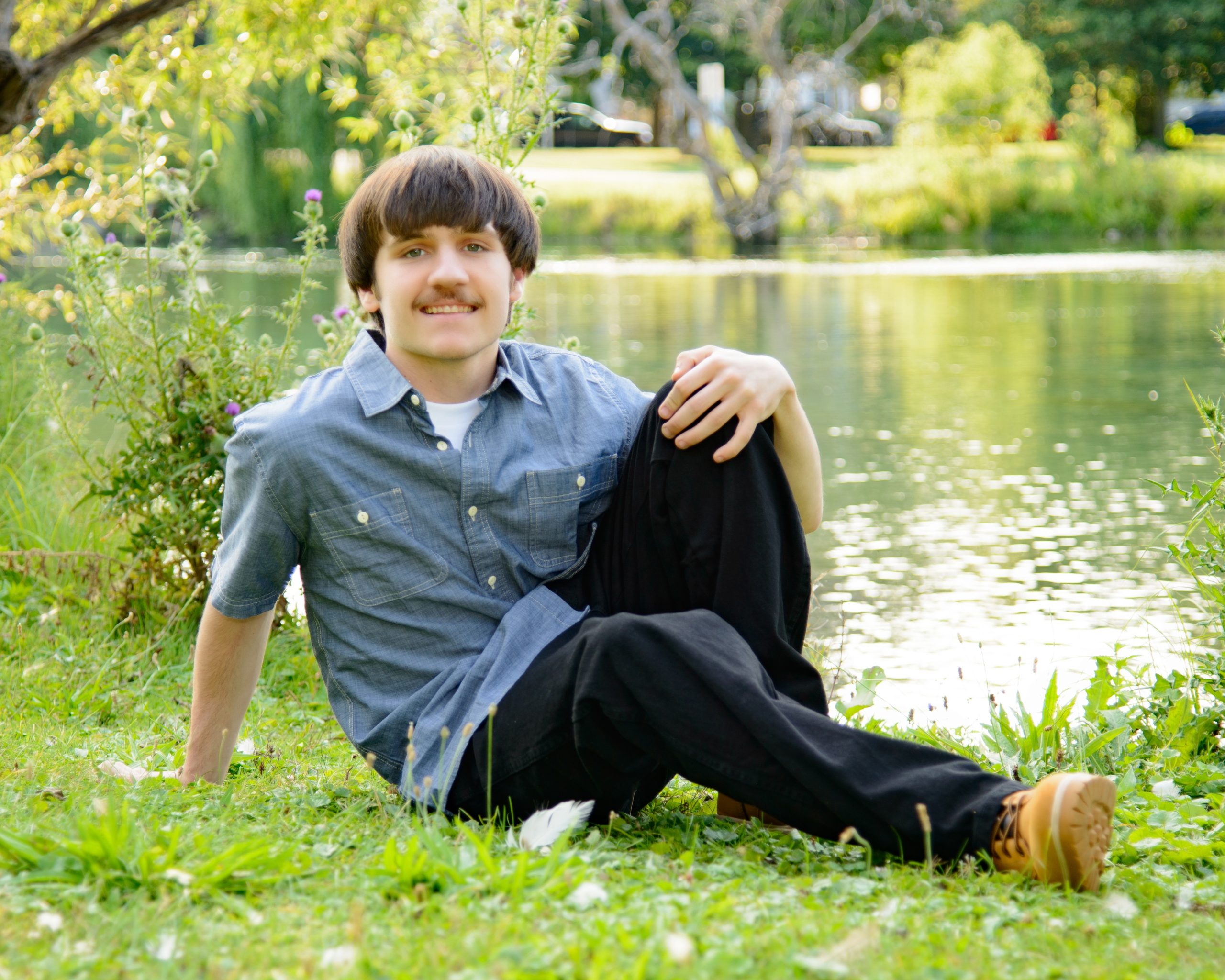 Allen Park Senior Session - seated portrait by pond