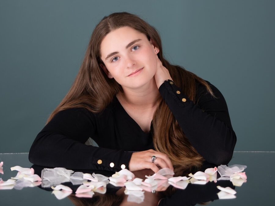 Branna Softball Senior Photography Session – Downriver Studio