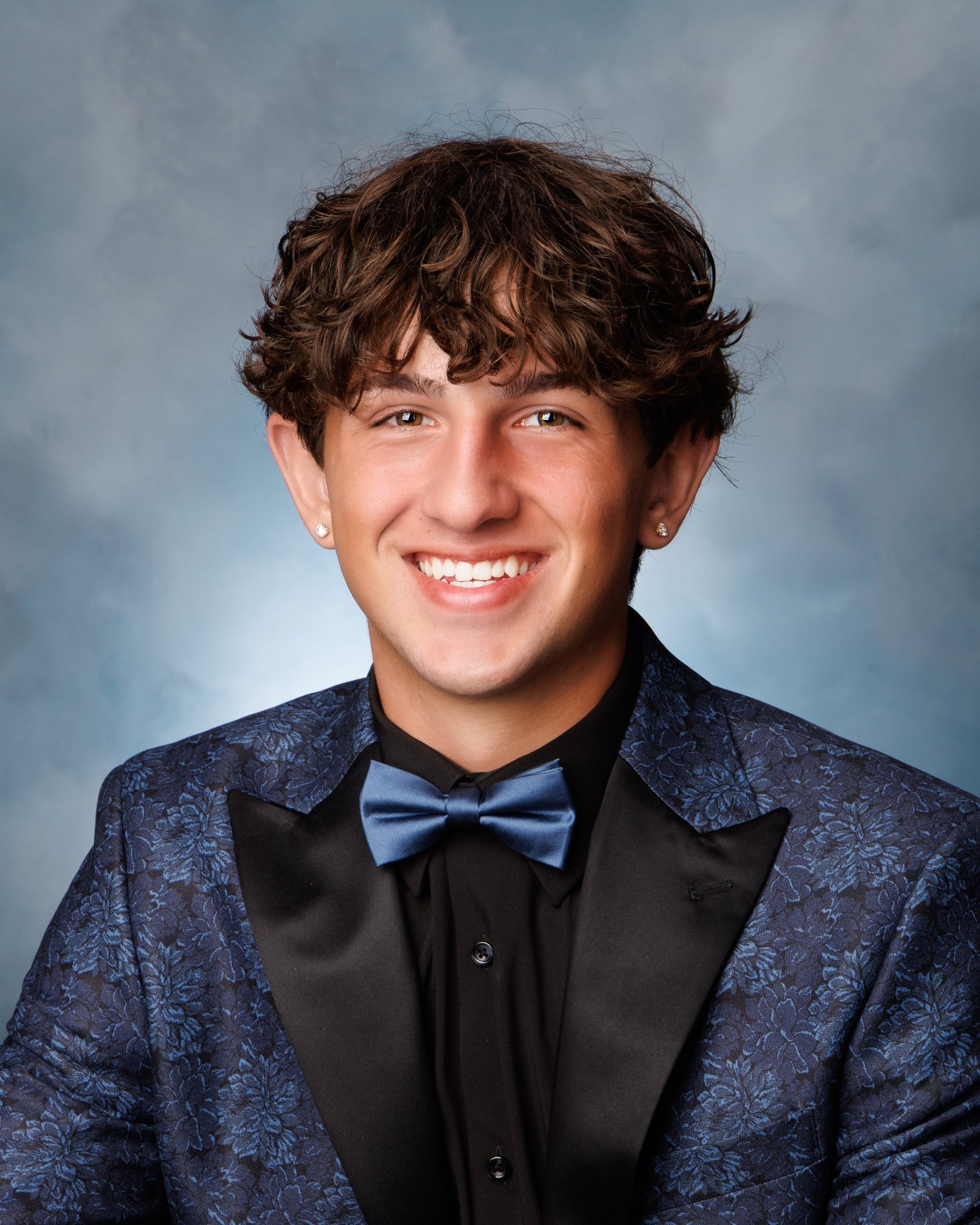 Cabrini Senior Jace – Professional Photo Session Portfolio