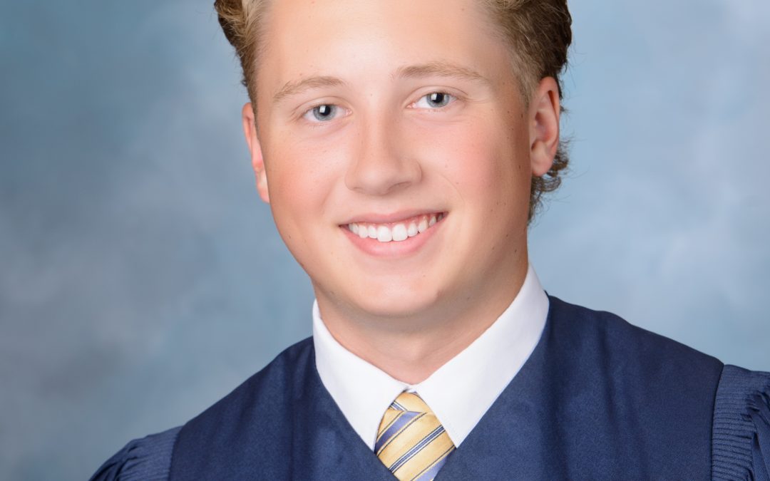Cabrini Senior Matt – Customized Portraits & Graduation Photography