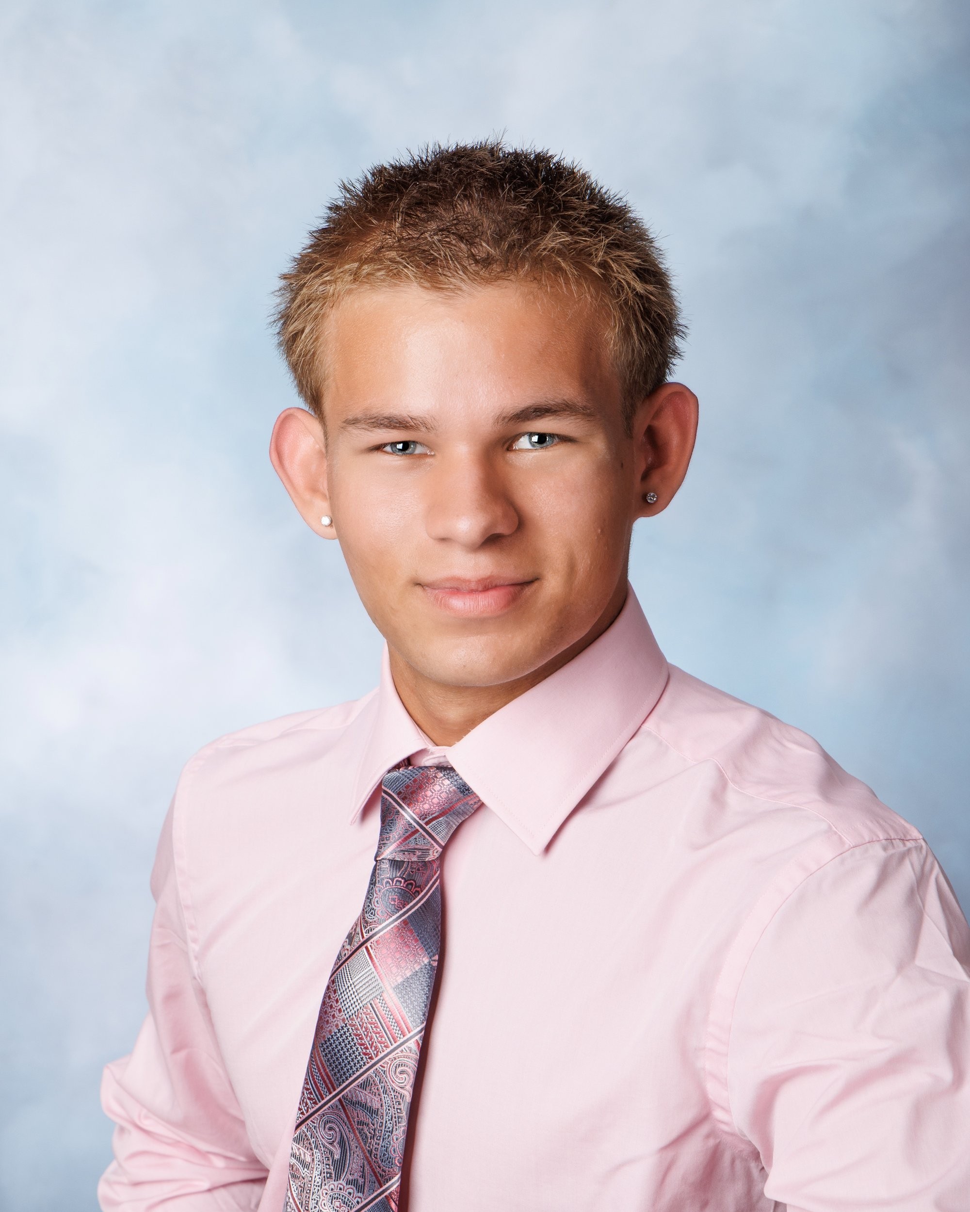 Cabrini Senior Yearbook Portrait – Professional Photography