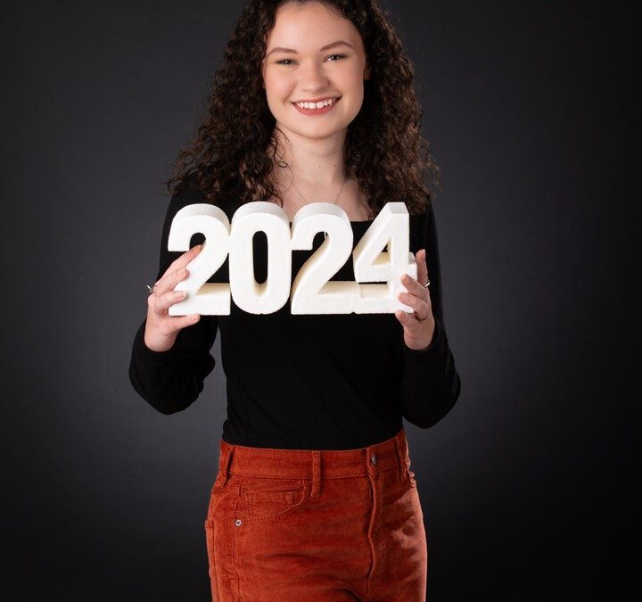 Downriver Senior Photography Session – 2024 Graduation Portraits