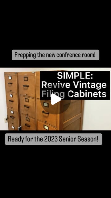 Holidays are the perfect time to prep for all you lovely people to come into the studio! We are taking the time to spice up our conference room - more to come! PS- everything is content! Enjoy!