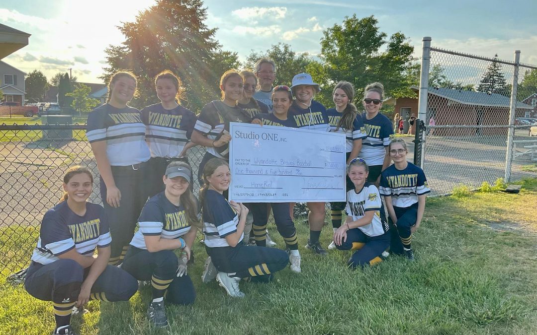 Perfect day for baseball! Even better when you get your MEGA check delivered too! So happy to partner with Wyandotte Braves Baseball and Softball Association every year