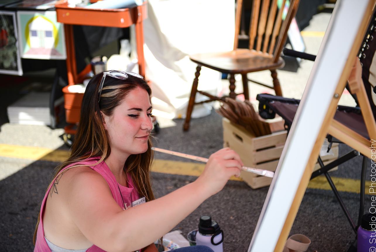@wyandottestreetartfair is happening ! So happy to meet all these great vendors . . . . . @downtownwyandotte — image 2 of 5