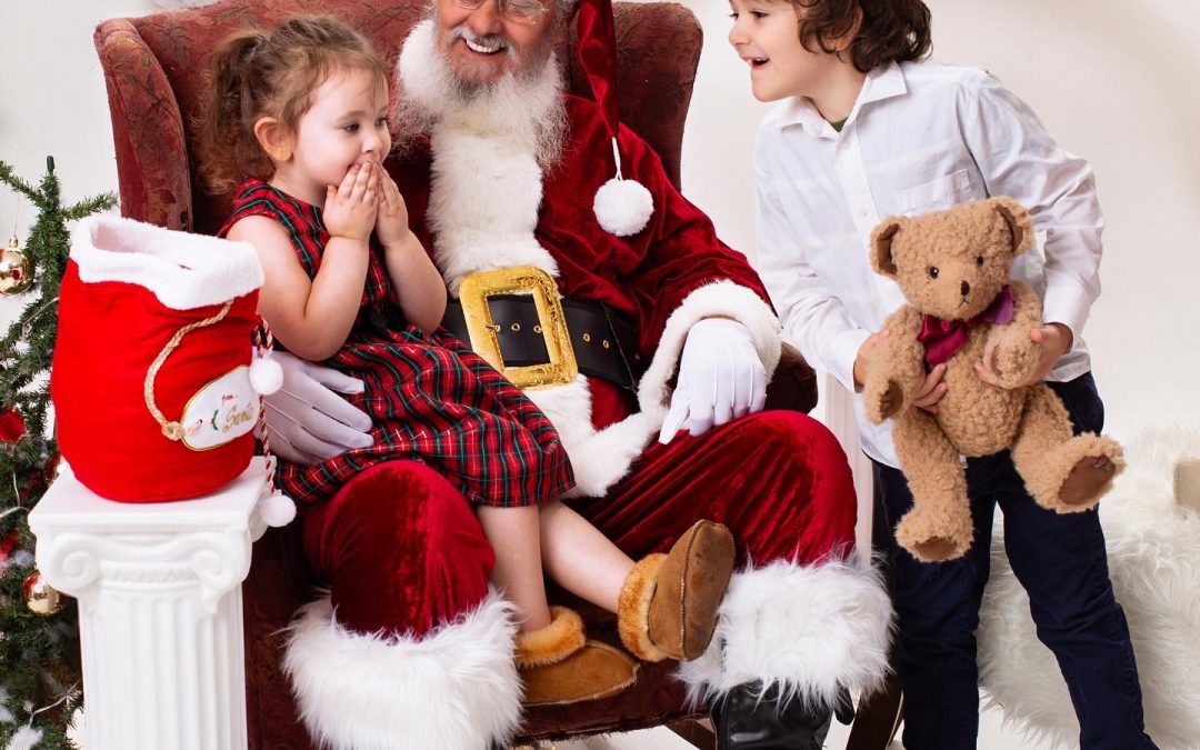 All the Christmas good times coming December 10th ! We only have 6 spots remaining for the Santa Experience - details in the profile link. 🎄🎅🏼🎄 . . . @downtownwyandotte — image 1 of 3