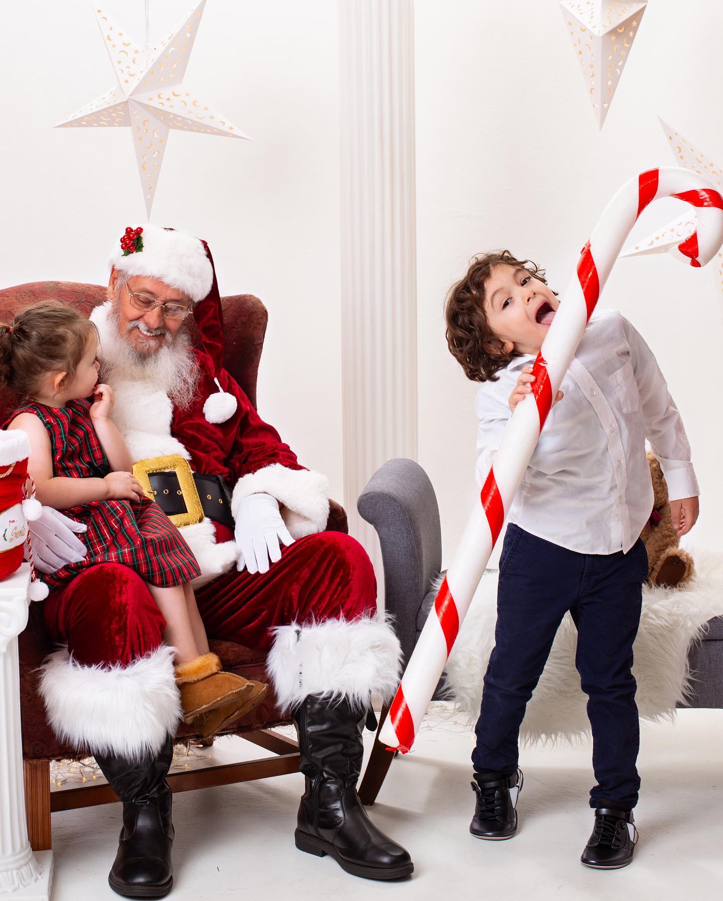 All the Christmas good times coming December 10th ! We only have 6 spots remaining for the Santa Experience - details in the profile link. 🎄🎅🏼🎄 . . . @downtownwyandotte — image 3 of 3