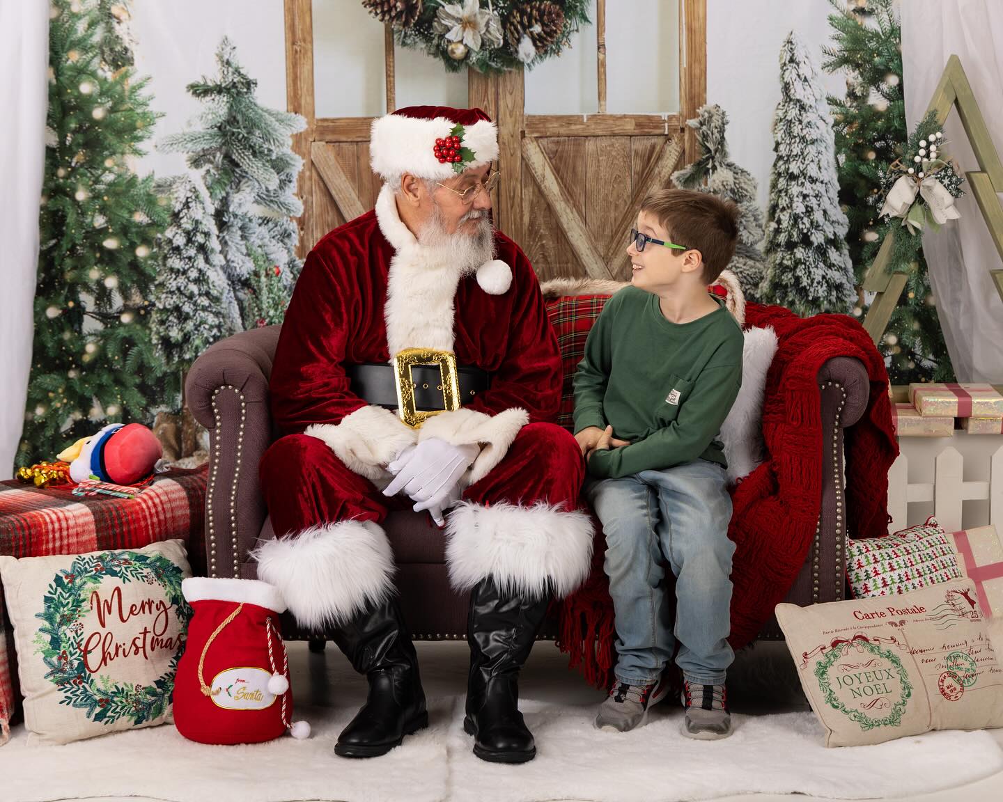 Christmas at Studio ONE ! We love Christmas time ! — image 3 of 7