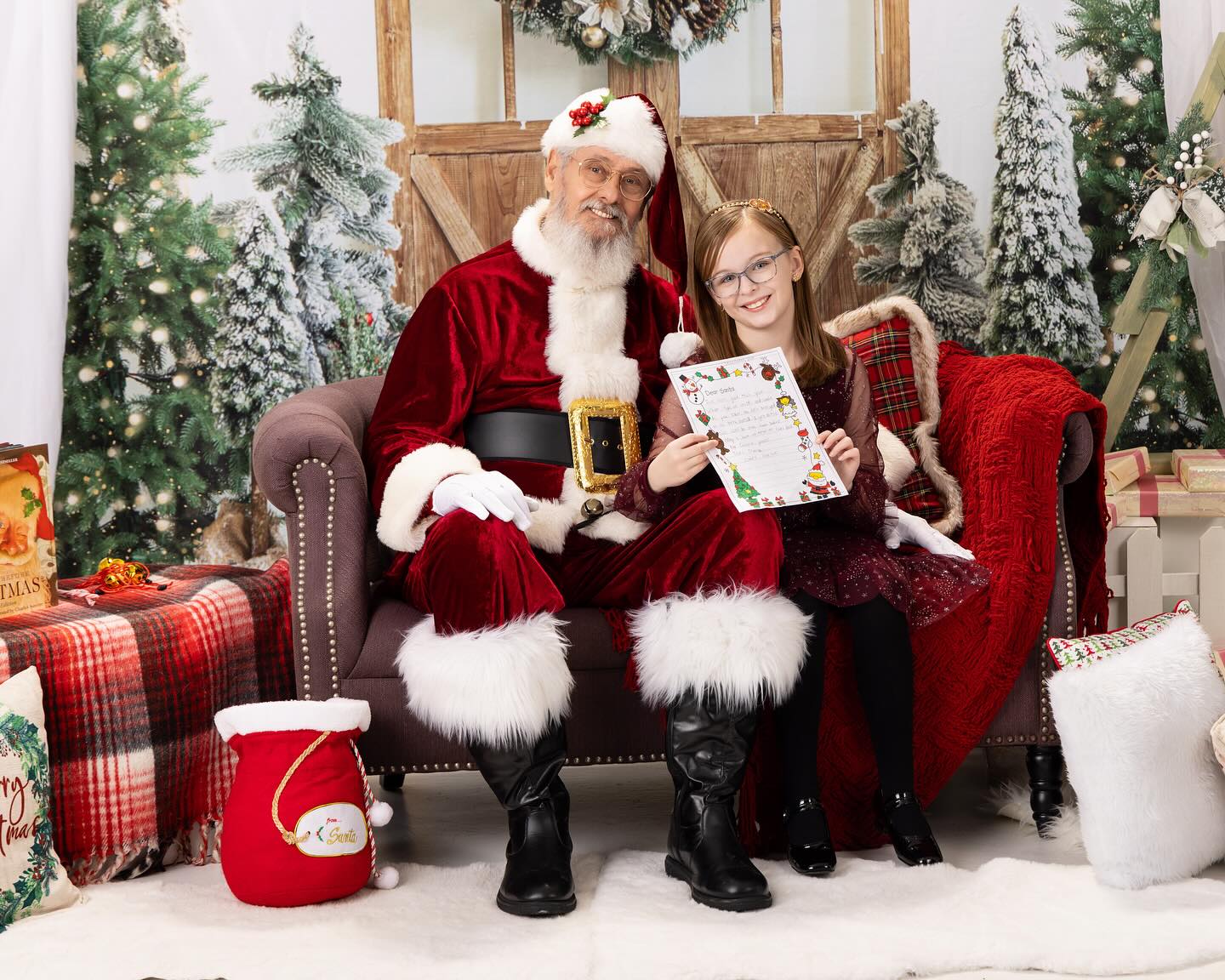Christmas at Studio ONE ! We love Christmas time ! — image 7 of 7