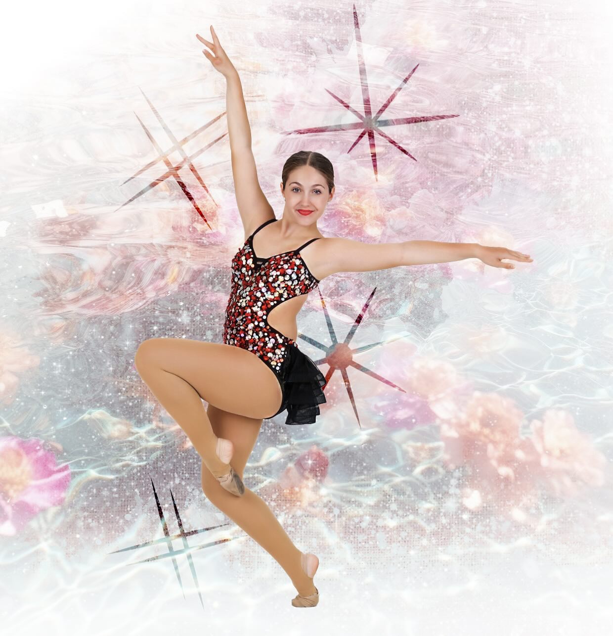 Capturing the best of your dancers is what we LOVE to do! Specializing in dance photography in Michigan for over 20 years! See How we do Dance Photos link in profile. Book your dance studio's recital photos today for Spring 2025 !