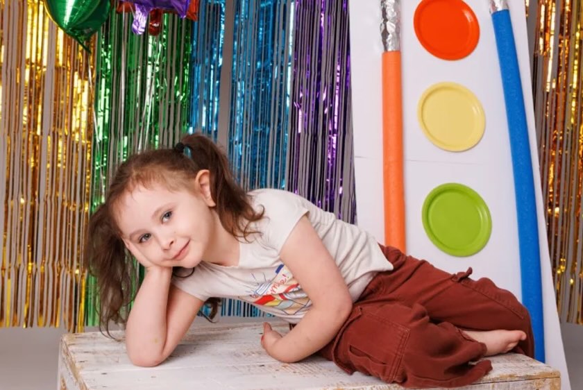Rent the studio for your next birthday party or class! We'll take some great pics of all the guests, too- because, that's what we do! We had a blast hosting this painting party for a sweet girl and her friends - what's more fun than cake an — image 4 of 6