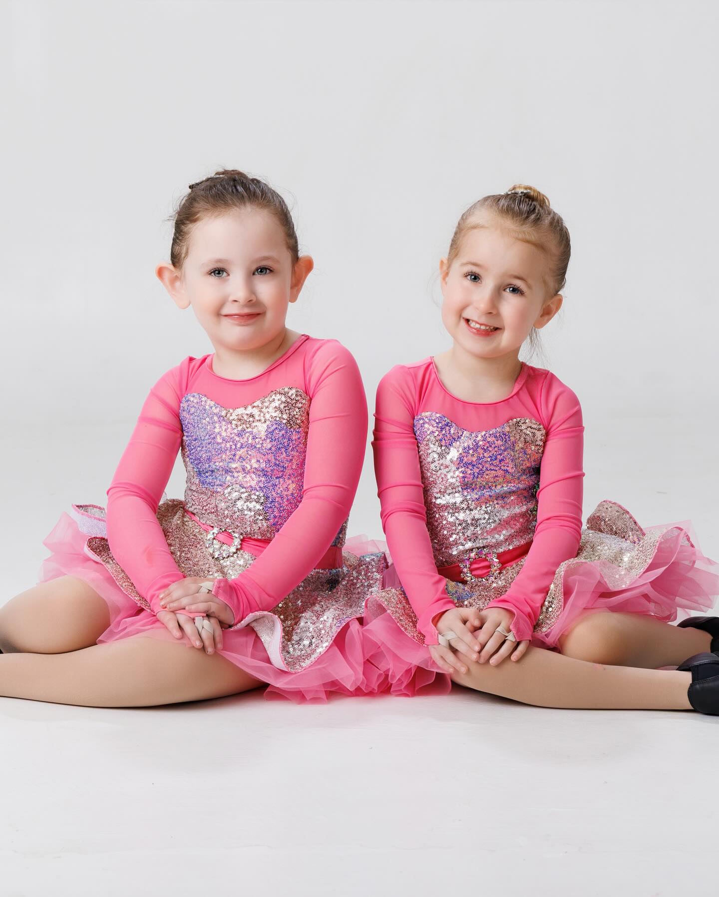 Still obsessed with my little fairy pop star!🧚🌟 📷 - @studio.one.vp 😍 • P.s. I have had these photos for 2 months… the cuteness had to be shared! • centralcitydance — image 7 of 7