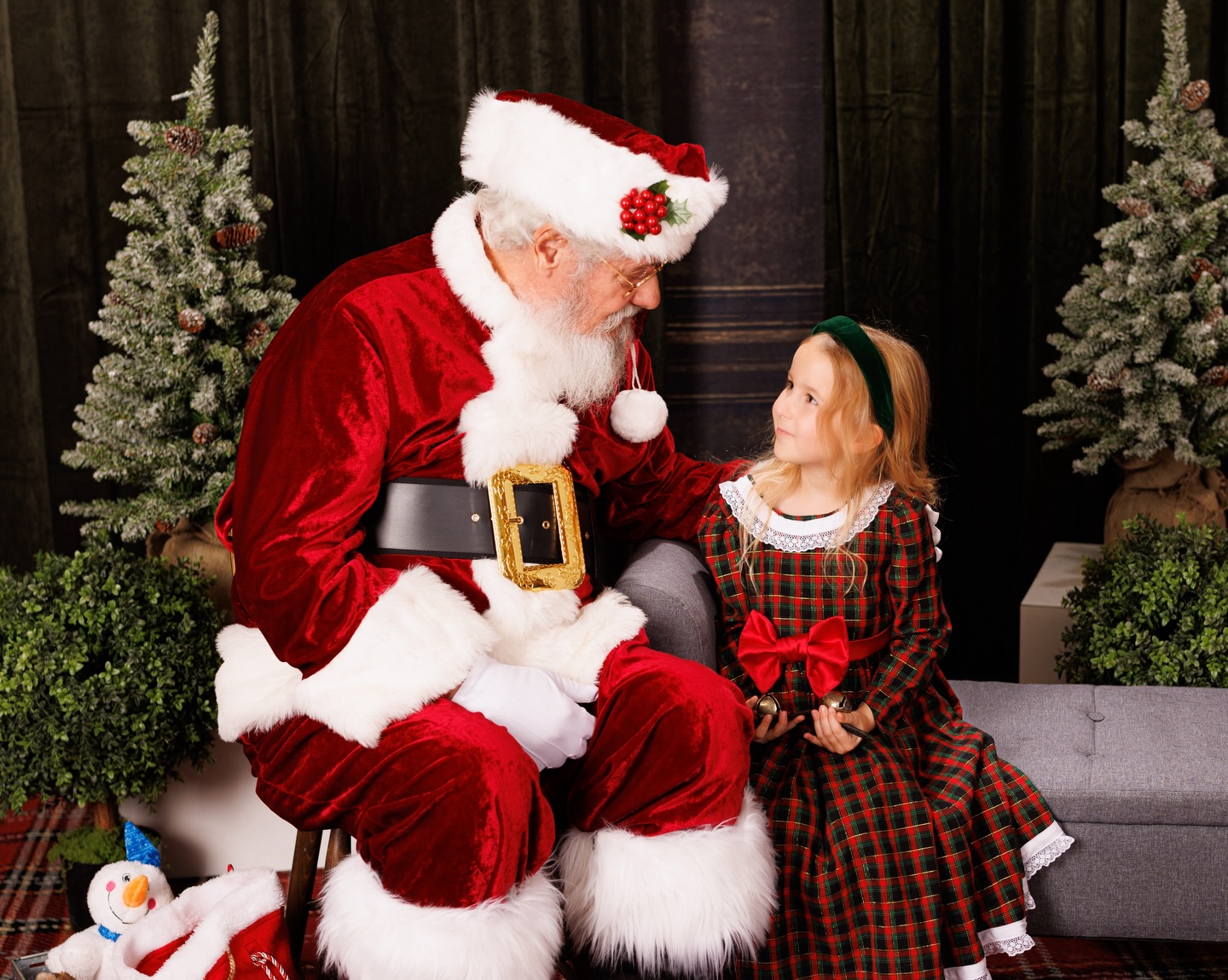 🎅Top of the Nice List, 5 years in a row! 🎁 🎄 This year Harmony was buzzing to see Santa, and was so big and brave going up to him. Giggling and sweet as always. I could tell she wanted to hug him but was unsure if she could… so I asked her — image 5 of 6