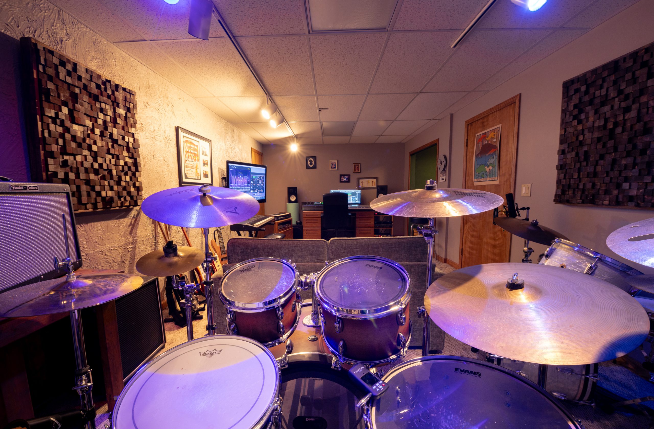 recording studio downriver mixing booth