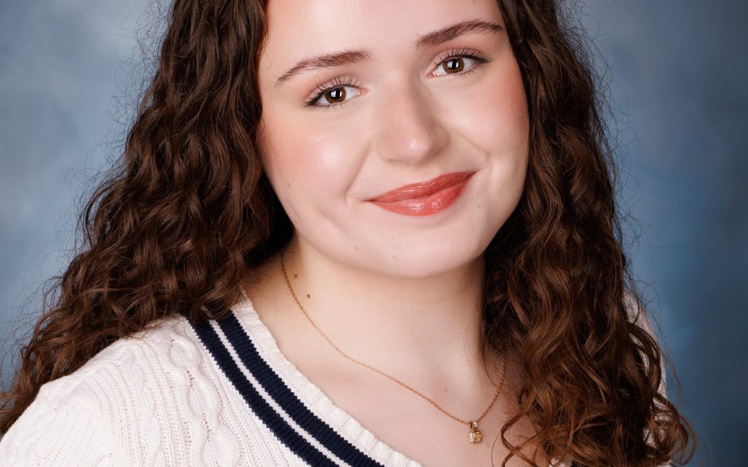 Viona’s Senior Portraits – Private High School Photography